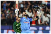 ಕೊಹ್ಲಿಯನ್ನು ಎತ್ತಿ ಸಂಭ್ರಮಿಸಿದ ರೋಹಿತ್: ಪಾಕ್‌ ವಿರುದ್ಧ ಗೆದ್ದ ನಂತರ ಭಾರತದ ಸಂಭ್ರಮಾಚರಣೆ: ವಿಡಿಯೋ