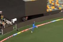 T20 World Cup 2022 Warm-up: ಆಸೀಸ್‌ನಿಂದ ಪಂದ್ಯ ಕಸಿದ ಕಿಂಗ್ ಕೊಹ್ಲಿಯ ಮಿಂಚಿನ ಫೀಲ್ಡಿಂಗ್; ಕಾಂಗರೂಗಳು ತಬ್ಬಿಬ್ಬು