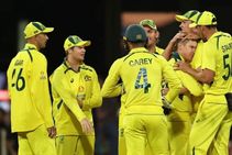 AUS vs ENG 2nd ODI : ವಿಶ್ವ ಚಾಂಪಿಯನ್ನರಿಗೆ ಮುಖಭಂಗ, ಒಂದು ಪಂದ್ಯ ಬಾಕಿ ಇರುವಂತೆ ಸರಣಿ ಗೆದ್ದ ಆಸ್ಟ್ರೇಲಿಯಾ