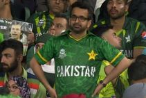Pak vs Eng: ಪಾಕಿಸ್ತಾನದ ಆಟವನ್ನು ನಿರಾಶೆಯಿಂದ ನೋಡಿದ ಅಭಿಮಾನಿ ಚಿತ್ರ ವೈರಲ್