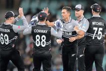 IRE vs NZ: ಐರ್ಲೆಂಡ್ ವಿರುದ್ಧ ಗೆದ್ದು ಸೆಮಿಫೈನಲ್ ತಲುಪಿದ ನ್ಯೂಜಿಲೆಂಡ್