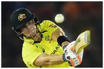 ಇಂಗ್ಲೆಂಡ್ ವಿರುದ್ಧ ಆಸಿಸ್ ಅಬ್ಬರ: ಆಸ್ಟ್ರೇಲಿಯಾ ಪರ ವಿಶೇಷ ದಾಖಲೆ ಬರೆದ ಸ್ಟೀವ್ ಸ್ಮಿತ್