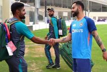 ನಿಸ್ವಾರ್ಥದ ವಿಷಯದಲ್ಲಿ ಆತನ ಮುಂದೆ ಯಾರೂ ಇಲ್ಲ; ಕೊಹ್ಲಿಯಿಂದ ಕಲಿಯಲು ಬಾಬರ್‌ಗೆ ಸಲಹೆ