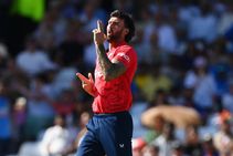 IPL Auction 2023: ಪಿಎಸ್‌ಎಲ್‌ನಲ್ಲಿ ಕಡೆಗಣಿಸಿದ ಮೂವರು ಕ್ರಿಕೆಟಿಗರಿಗೆ ಐಪಿಎಲ್‌ನಲ್ಲಿ ಒಲಿಯಿತು ಅದೃಷ್ಟ