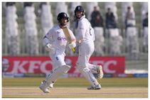 ಪಾಕಿಸ್ತಾನ vs ಇಂಗ್ಲೆಂಡ್ 2ನೇ ಟೆಸ್ಟ್, ಟಾಸ್ ರಿಪೋರ್ಟ್, ಆಡುವ ಬಳಗ ಹಾಗೂ Live ಸ್ಕೋರ್