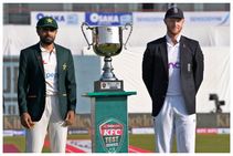 ಪಾಕ್ vs ಇಂಗ್ಲೆಂಡ್: ಲಿವಿಂಗ್ಸ್ಟನ್ ಬದಲಿಗೆ ಮಾರ್ಕ್ ವುಡ್‌ಗೆ ಸ್ಥಾನ, ಫೋಕ್ಸ್‌ಗೆ ಇಲ್ಲ ಅವಕಾಶ