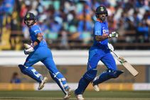 IND vs BAN 2nd ODI: ನಿರ್ಣಾಯಕ ಪಂದ್ಯದಲ್ಲಿ ಕೈ ಕೊಟ್ಟ ಕೊಹ್ಲಿ, ಧವನ್ ನಿವೃತ್ತಿಯಾಗಲಿ; ಫ್ಯಾನ್ಸ್ ತರಾಟೆ