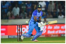 ಸ್ಟೋಕ್ಸ್, ಡಿಕಾಕ್ ಹಾದಿಯಲ್ಲಿ ಭಾರತೀಯರು: ಟೀಮ್ ಇಂಡಿಯಾದ 4 ಕ್ರಿಕೆಟಿಗರು 2023ರಲ್ಲಿ ಒಂದು ಮಾದರಿಗೆ ಗುಡ್‌ಬೈ!