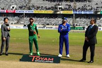 Ind vs Ban 2nd ODI : ಬ್ಯಾಟಿಂಗ್ ಆಯ್ಕೆ ಮಾಡಿಕೊಂಡ ಬಾಂಗ್ಲಾದೇಶ, ಭಾರತ ತಂಡದಲ್ಲಿ ಎರಡು ಪ್ರಮುಖ ಬದಲಾವಣೆ