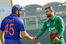 IND vs BAN: ಮೊದಲ ಏಕದಿನ ಪಂದ್ಯದ ಟಾಸ್ ವರದಿ, ಆಡುವ 11ರ ಬಳಗ & ಲೈವ್ ಸ್ಕೋರ್