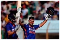 Ishan Kishan : ಇಶಾನ್ ಕಿಶನ್ ವಿಶ್ವದಾಖಲೆಯ ದ್ವಿಶತಕ: ದಿಗ್ಗಜರ ಸಾಲಿಗೆ ಸೇರಿದ ಯುವ ಆಟಗಾರ