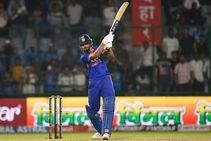 IND vs BAN: ಏಕದಿನ ಕ್ರಿಕೆಟ್‌ನಲ್ಲಿ ಈ ಸಾಧನೆಗೈದ ವೇಗದ ಭಾರತೀಯ ಬ್ಯಾಟರ್ ಶ್ರೇಯಸ್ ಅಯ್ಯರ್