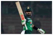 ಹನಿಟ್ರ್ಯಾಪ್‌ಗೆ ಒಳಗಾದ್ರಾ ಪಾಕ್ ನಾಯಕ ಬಾಬರ್?: ಟ್ವಿಟ್ಟರ್‌ನಲ್ಲಿ ವೈರಲ್ ಆಯ್ತು ಖಾಸಗಿ ವಿಡಿಯೋ