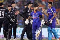 ICC ODI Ranking: ಸತತ ಸೋಲಿನ ಬಳಿಕ ಅಗ್ರಸ್ಥಾನದಿಂದ ಕೆಳಗಿಳಿದ ಕಿವೀಸ್; ನಂ.1 ಸ್ಥಾನದ ಮೇಲೆ ಕಣ್ಣಿಟ್ಟ ಭಾರತ!