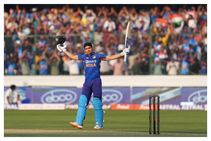 Shubman Gill Records : ಶುಬ್ಮನ್ ಗಿಲ್ ದ್ವಿಶತಕ: ನ್ಯೂಜಿಲೆಂಡ್ ವಿರುದ್ಧದ ಪಂದ್ಯದಲ್ಲಿ ಗಿಲ್ ಮುರಿದ 5 ಪ್ರಮುಖ ದಾಖಲೆಗಳು