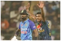 Ind vs SL 1st t20I: ಹೂಡಾ, ಅಕ್ಷರ್ ಭರ್ಜರಿ ಹೋರಾಟ: ಲಂಕಾಗೆ ಸವಾಲಿನ ಗುರಿ ನೀಡಿದ ಭಾರತ