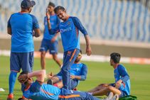 Ind Vs SL 3rd ODI: ಗ್ರೀನ್‌ಫೀಲ್ಡ್‌ನಲ್ಲಿ ಟೀಂ ಇಂಡಿಯಾ ಅಭ್ಯಾಸ, ಸರಣಿ ವೈಟ್‌ವಾಶ್ ಮಾಡುತ್ತಾ ರೋಹಿತ್ ಪಡೆ