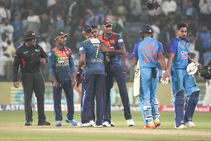IND vs SL ODI Series: ಭಾರತ vs ಶ್ರೀಲಂಕಾ ಏಕದಿನ ಸರಣಿ ವೇಳಾಪಟ್ಟಿ, ತಂಡಗಳು, ಲೈವ್‌ಸ್ಟ್ರೀಮಿಂಗ್ ವಿವರ