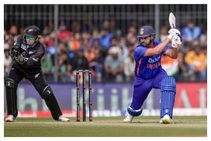 3 ವರ್ಷಗಳ ಬಳಿಕ ರೋಹಿತ್ ಶರ್ಮಾ ಭರ್ಜರಿ ಶತಕ: ಪಾಂಟಿಂಗ್ ದಾಖಲೆ ಸರಿಗಟ್ಟಿದ ನಾಯಕ