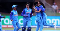 Women's T20 World Cup: ಮಳೆ ಬಾಧಿತ ಪಂದ್ಯದಲ್ಲಿ ಭಾರತಕ್ಕೆ ಗೆಲುವು; ಸೆಮಿಫೈನಲ್ ಪ್ರವೇಶಿಸಿದ ಕೌರ್ ಪಡೆ