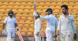 Ranji Trophy Semifinal: ಸೌರಾಷ್ಟ್ರ ವಿರುದ್ಧ ಕರ್ನಾಟಕಕ್ಕೆ ಆರಂಭಿಕ ಆಘಾತ; ಅರ್ಧಶತಕದತ್ತ ಮಯಾಂಕ್!