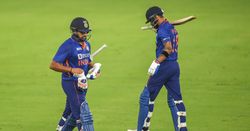 ಈ ಇಬ್ಬರಲ್ಲಿ ಈತ ಮಾತ್ರ ಮುಂದಿನ ಟಿ20 ವಿಶ್ವಕಪ್ ಆಡುತ್ತಾನೆ; ವಾಸಿಂ ಜಾಫರ್ ಭವಿಷ್ಯ