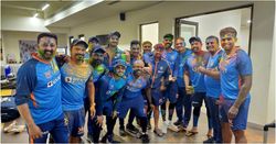 Holi Festival: ಟೀಮ್ ಇಂಡಿಯಾ ಆಟಗಾರರ ಬಣ್ಣದೋಕುಳಿ; ಸಂಭ್ರಮಿಸಿದ ಕ್ರಿಕೆಟ್ ತಾರೆಯರು