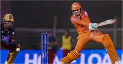 WPL 2023: ಆರ್‌ಸಿಬಿ ತಂಡಕ್ಕೆ ಮತ್ತೊಂದ ಕಠಿಣ ಸವಾಲು; ಗುಜರಾತ್ ವಿರುದ್ಧ ಗೆಲ್ಲಲು 202 ರನ್ ಗುರಿ