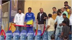 ODI World Cup: 2011ರ ಏಕದಿನ ವಿಶ್ವಕಪ್ ವಿಜಯ ಸ್ಮಾರದ ಉದ್ಘಾಟಿಸಿದ ಧೋನಿ