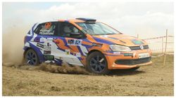 ಕಾಫಿನಾಡಿನಲ್ಲಿ ಕಾರುಗಳ ಘರ್ಜನೆ: ಧೂಳೆಬ್ಬಿಸಿದ ರಣರೋಚಕ ಕಾರು ರ‍್ಯಾಲಿ