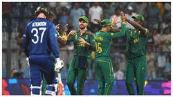 ದಕ್ಷಿಣ ಆಫ್ರಿಕಾ ಅಬ್ಬರಕ್ಕೆ ಇಂಗ್ಲೆಂಡ್ ತತ್ತರ: ಹಾಲಿ ಚಾಂಪಿಯನ್ನರ ಸ್ಥಿತಿ ಹರೋಹರ!!