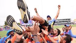 ಟಿ20 ವಿಶ್ವಕಪ್ ಗೆದ್ದ ಬಳಿಕ ರಾಹುಲ್ ದ್ರಾವಿಡ್‌ರನ್ನು ಗಾಳಿಯಲ್ಲಿ ತೂರಿ ಸಂಭ್ರಮಿಸಿದ ವಿರಾಟ್-ರೋಹಿತ್