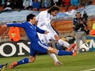 അര്‍ജന്റീനയും ദക്ഷിണ കൊറിയയും മുന്നോട്ട്