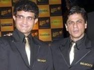 ഗാംഗുലിയില്ല; ഷാരൂഖിന്റെ കോലം കത്തിച്ചു