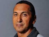 വിന്‍സെന്റ് ബേണ്‍സ് സച്ചിന്റെ പേര് പട്ടിയ്ക്കിട്ടു