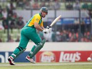 ബംഗ്ലാദേശില്‍ ആഫ്രിക്കന്‍ സവാരി