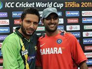 ഇന്ത്യ Vs പാക്ക്: പോരാട്ടം കളിക്കളത്തില്‍