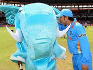 അന്ന് ടിക്കറ്റ് കളക്ടര്‍; ഇന്ന് നായകന്‍