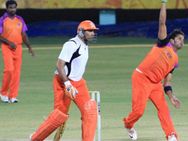 ശ്രീയും മുരളിയും എത്തി; കൊമ്പന്മാര്‍ ആവേശത്തില്‍