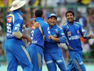 അവാര്‍ഡ് സച്ചിന്‍ റായുഡുവിനൊപ്പം പങ്കിട്ടു