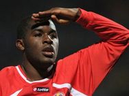 ജോയല്‍ കാംപെല്‍ ആഴ്‌സണലില്‍