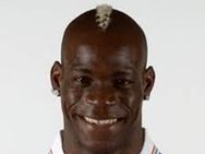 ബലോട്ടെല്ലിയുടെ ഇരട്ടഗോളില്‍ ഇറ്റലി