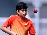 അര്‍ജുന്‍ ടെണ്ടുല്‍ക്കര്‍ മുംബൈ ടീമില്‍