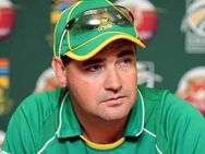 കളിയാക്കല്‍ മടുത്തു; ഓസീ കോച്ച് ട്വിറ്റര്‍ വിട്ടു