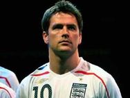 മൈക്കല്‍ ഓവന്‍ ബൂട്ടഴിക്കുമ്പോള്‍ ...