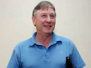 ഇന്ത്യന്‍ഹോക്കി കോച്ച് നോബ്സിനെ പുറത്താക്കി