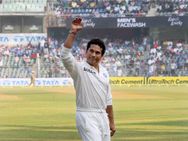 കരഞ്ഞുകൊണ്ട് സച്ചിന്‍ കളി നിര്‍ത്തി