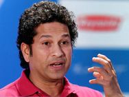 യുവരാജിന്റെ കളി; പ്രമുഖര്‍ പറയുന്നു!