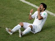 'കടി' കാര്യമായി; സുവാരസിന് വിലക്ക്?