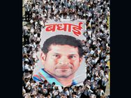 ഷറപ്പോവ ചോദിച്ചു; ആരാണീ സച്ചിന്‍!!!